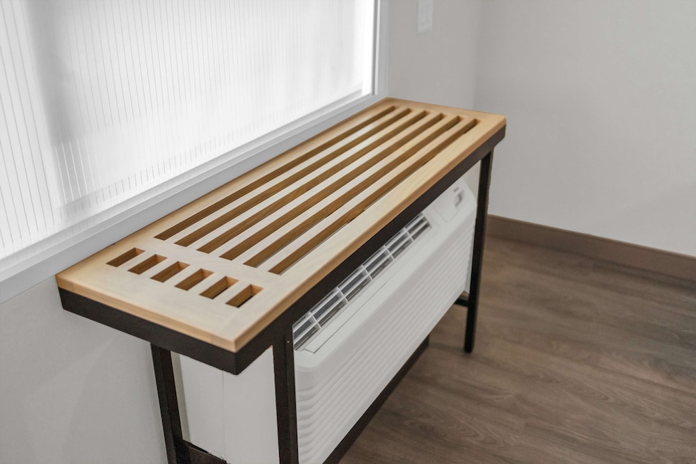 Imagen de la habitación del Hotel La Quinta Inn & Suites by Wyndham San Jose Airport-Downtown. Foto 9