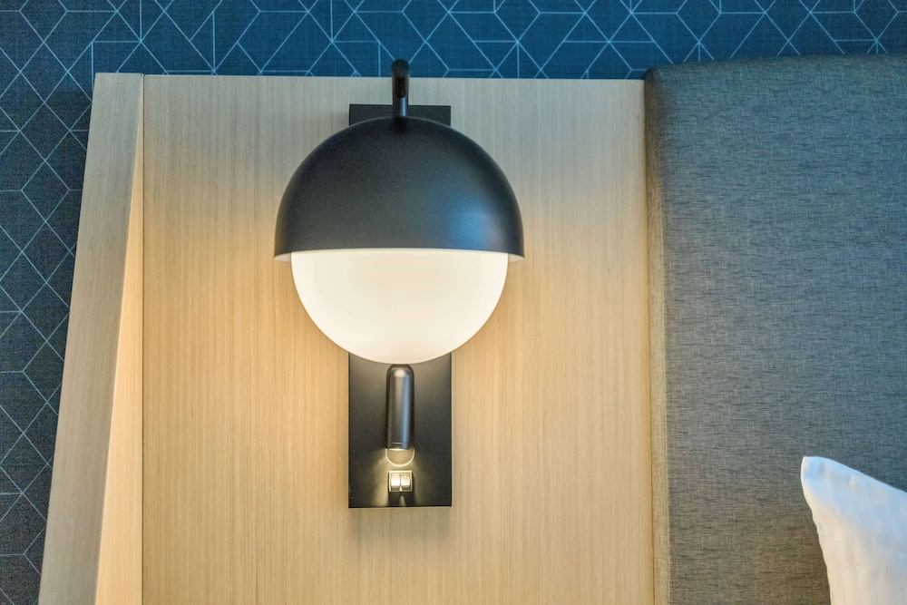 Imagen de la habitación del Hotel La Quinta Inn & Suites by Wyndham San Jose Airport-Downtown. Foto 10