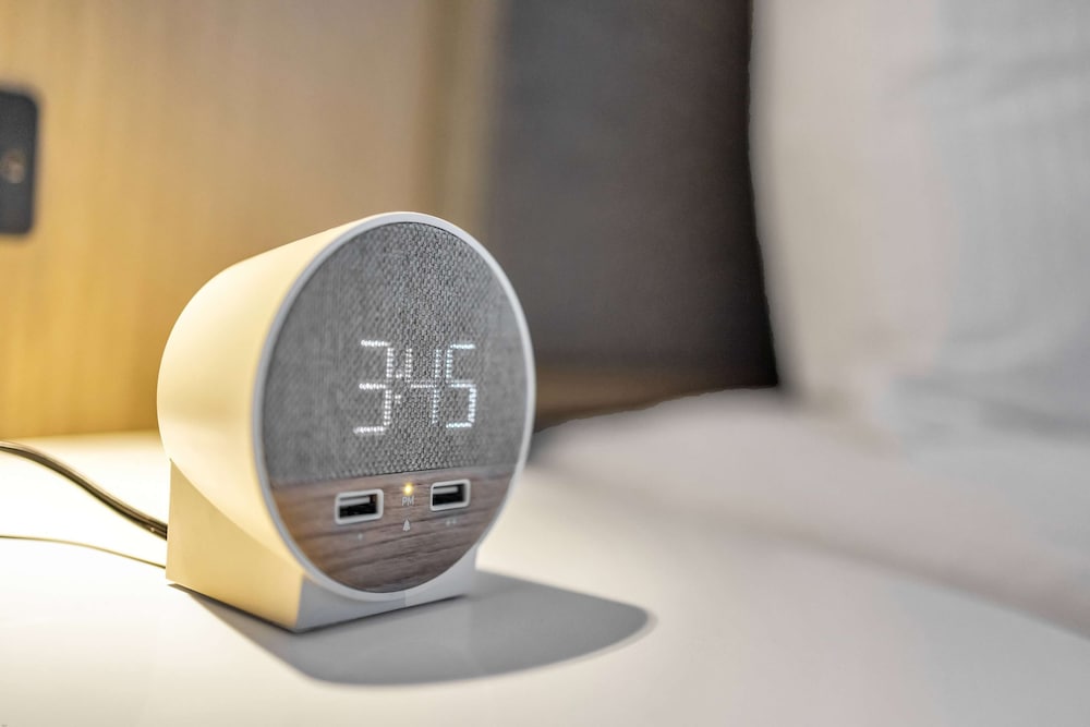 Imagen de la habitación del Hotel La Quinta Inn & Suites by Wyndham San Jose Airport-Downtown. Foto 11