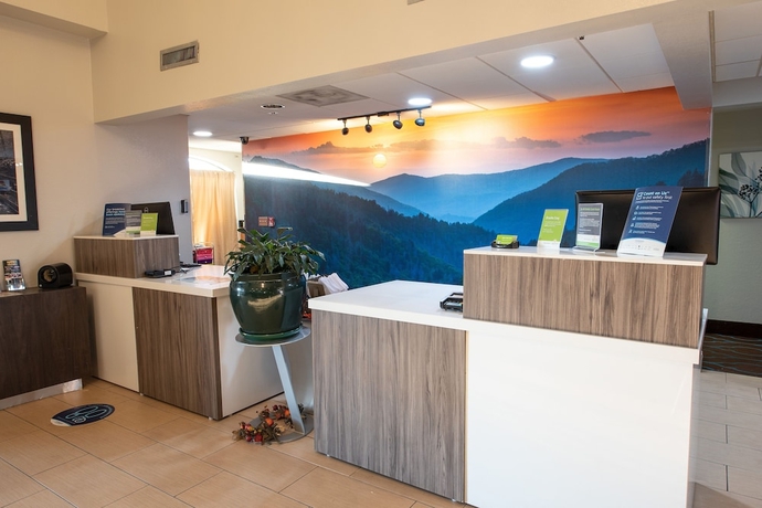 Imagen de los interiores del Hotel La Quinta Inn & Suites by Wyndham Sevierville / Kodak. Foto 17