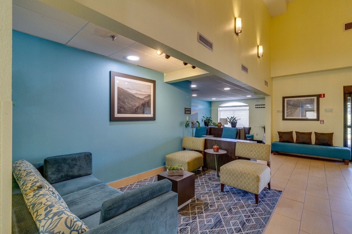 Imagen de los interiores del Hotel La Quinta Inn & Suites by Wyndham Sevierville / Kodak. Foto 18