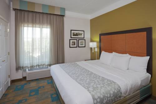 Imagen de la habitación del Hotel La Quinta Inn & Suites by Wyndham Sherman. Foto 3