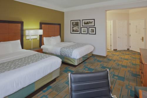 Imagen de la habitación del Hotel La Quinta Inn & Suites by Wyndham Sherman. Foto 5