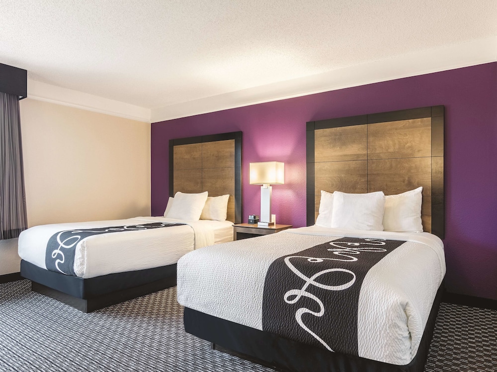 Imagen de la habitación del Hotel La Quinta Inn & Suites by Wyndham Shreveport Airport. Foto 3