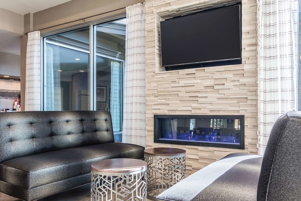 Imagen de los interiores del Hotel La Quinta Inn & Suites by Wyndham Shreveport Airport. Foto 18