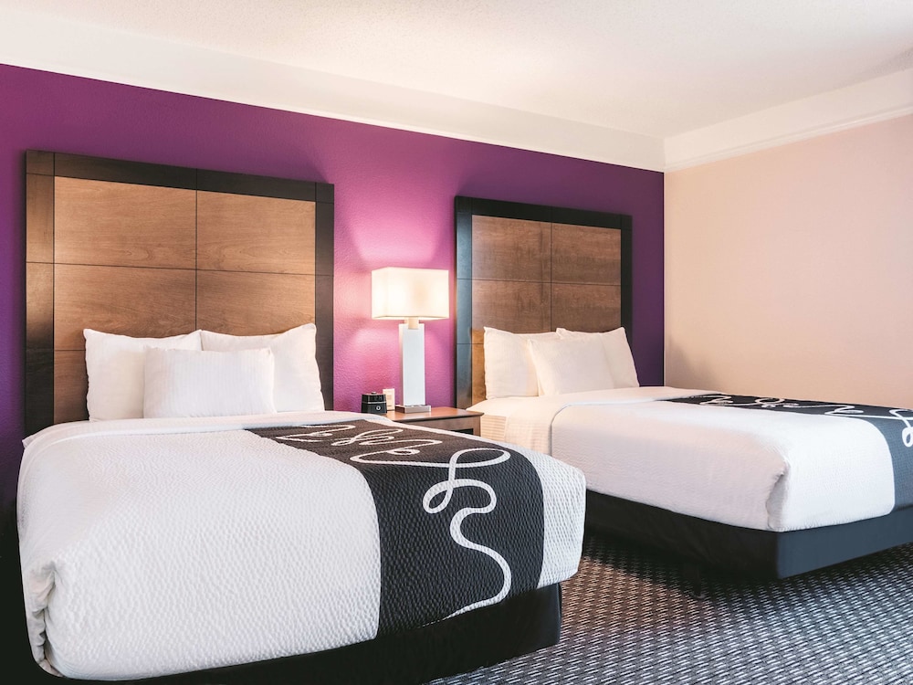 Imagen de la habitación del Hotel La Quinta Inn & Suites by Wyndham Shreveport Airport. Foto 15
