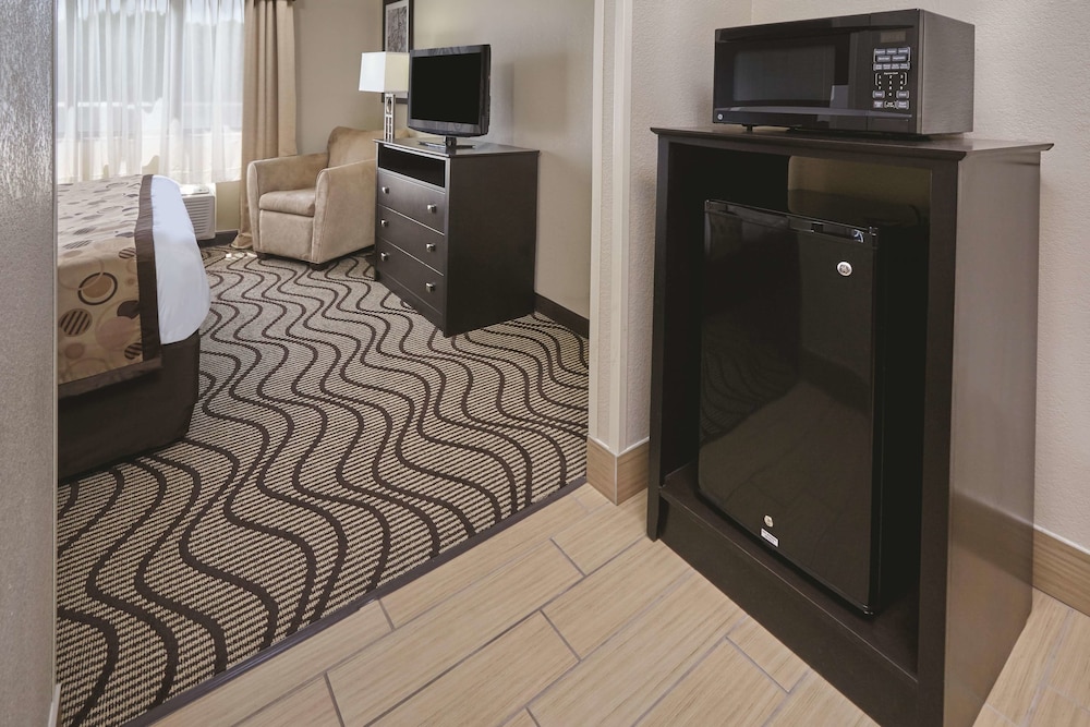 Imagen de la habitación del Hotel La Quinta Inn & Suites by Wyndham South Bend. Foto 4