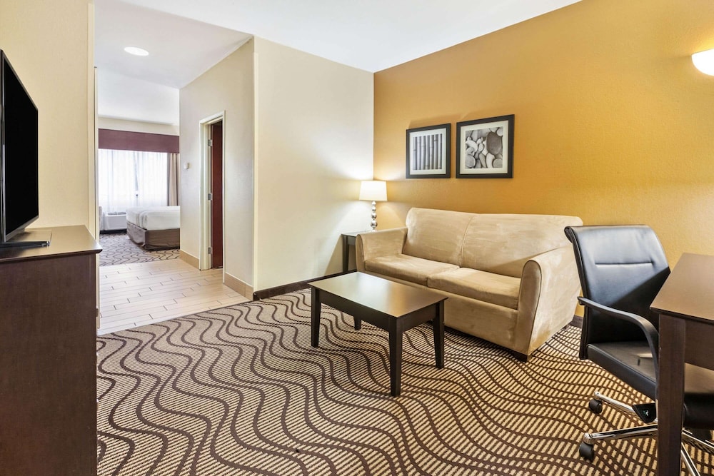 Imagen de la habitación del Hotel La Quinta Inn & Suites by Wyndham South Bend. Foto 7