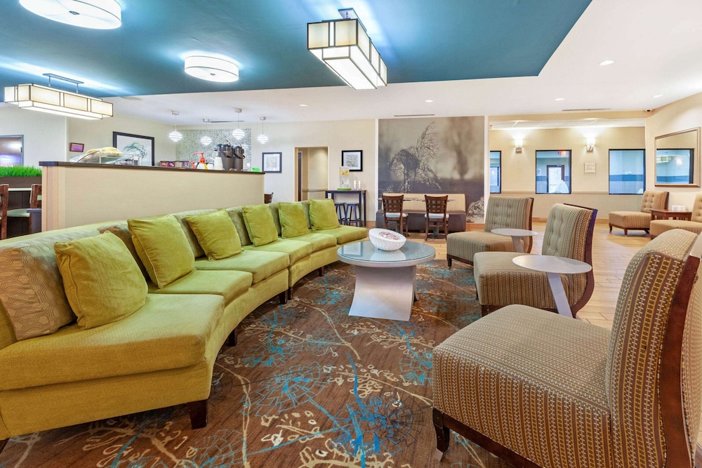Imagen de los interiores del Hotel La Quinta Inn & Suites by Wyndham South Bend. Foto 19
