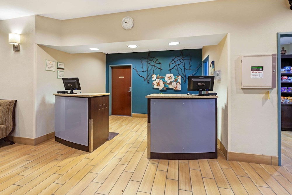 Imagen de los interiores del Hotel La Quinta Inn & Suites by Wyndham South Bend. Foto 20