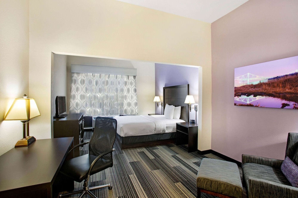 Imagen de la habitación del Hotel La Quinta Inn & Suites by Wyndham Springfield Airport Plaza. Foto 4