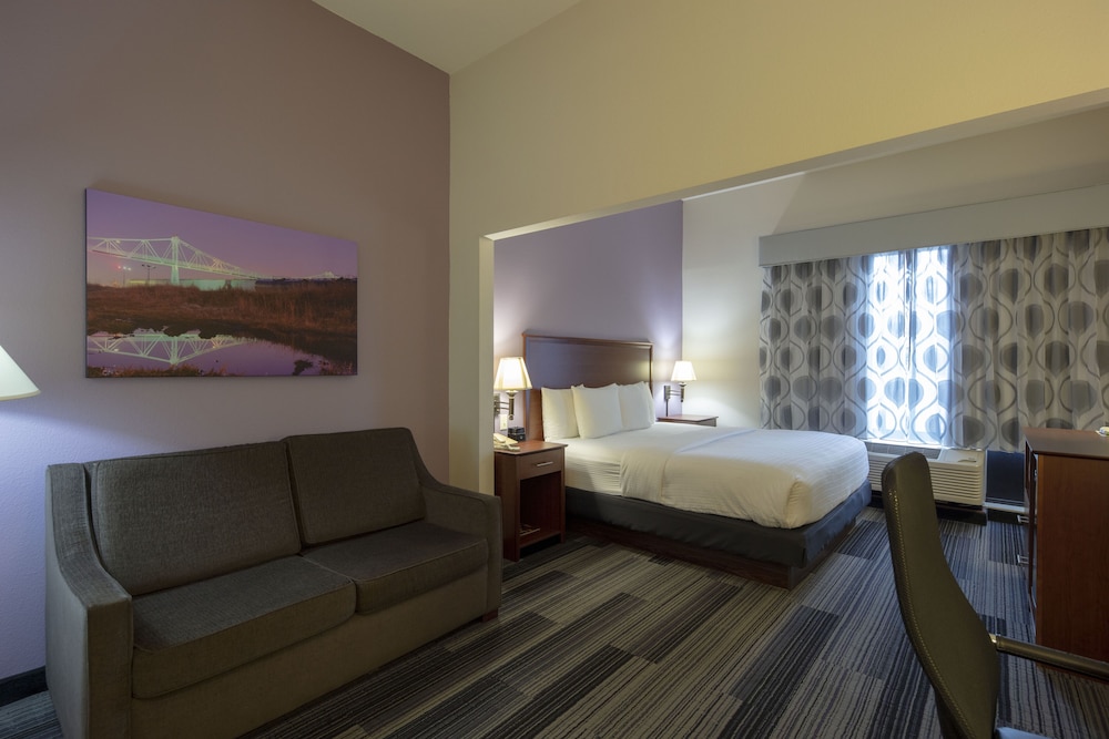 Imagen de la habitación del Hotel La Quinta Inn & Suites by Wyndham Springfield Airport Plaza. Foto 14