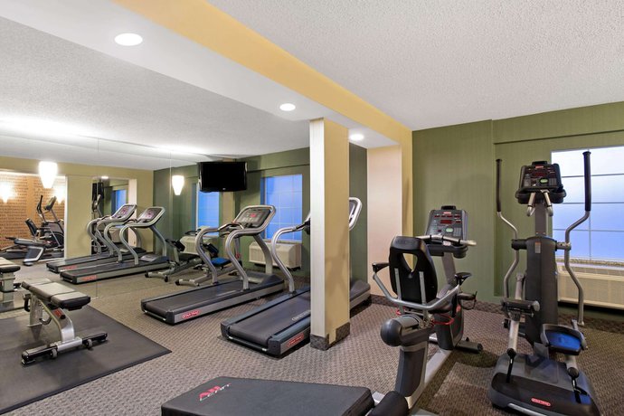 Imagen de los interiores del Hotel La Quinta Inn & Suites by Wyndham Springfield MA. Foto 10