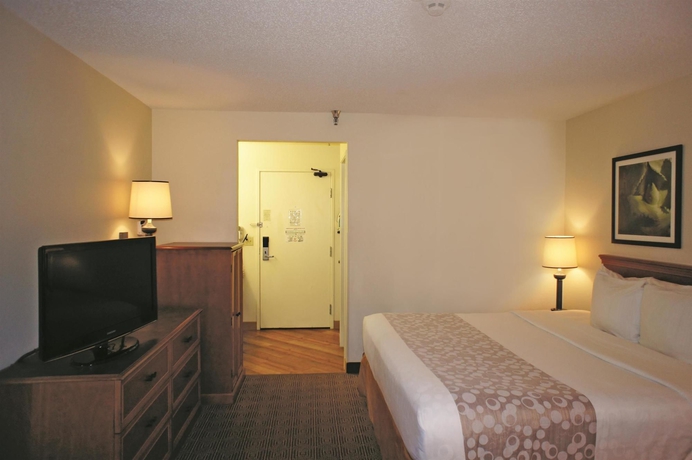 Imagen de la habitación del Hotel La Quinta Inn & Suites by Wyndham Tampa Brandon West. Foto 2