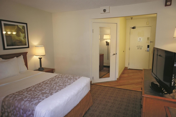 Imagen de la habitación del Hotel La Quinta Inn & Suites by Wyndham Tampa Brandon West. Foto 5