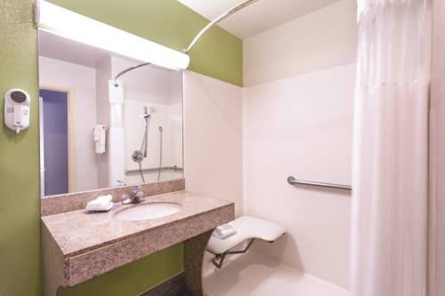 Imagen de la habitación del Hotel La Quinta Inn & Suites by Wyndham - Tampa South. Foto 7