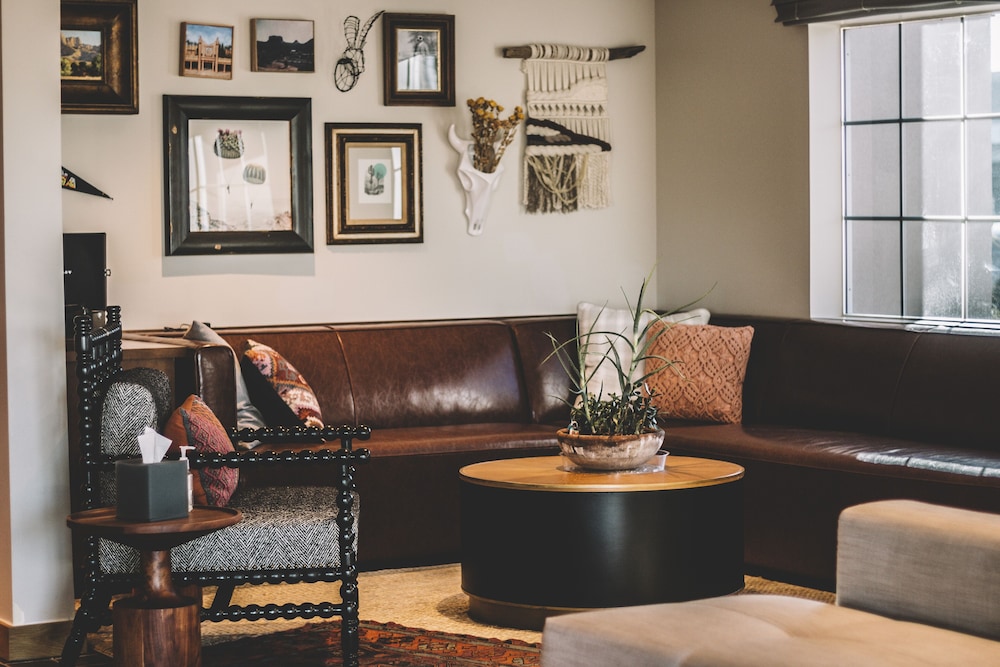 Imagen de los interiores del Hotel La Quinta Inn & Suites by Wyndham Tempe University / Phoenix. Foto 20