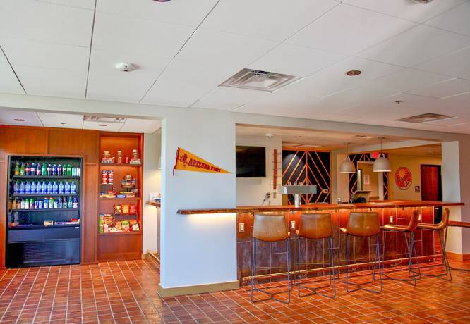 Imagen del bar/restaurante del Hotel La Quinta Inn & Suites by Wyndham Tempe University / Phoenix. Foto 1