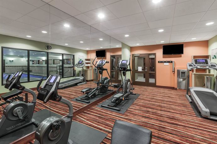 Imagen de los interiores del Hotel La Quinta Inn & Suites by Wyndham Tulsa Midtown. Foto 10