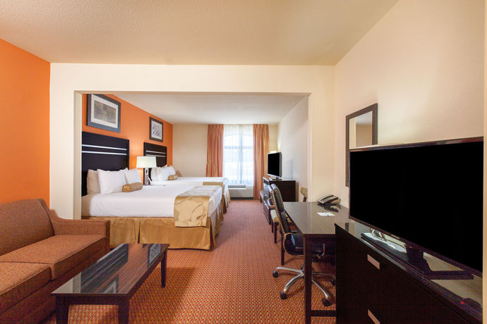 Imagen de la habitación del Hotel La Quinta Inn & Suites by Wyndham Tulsa Midtown. Foto 6