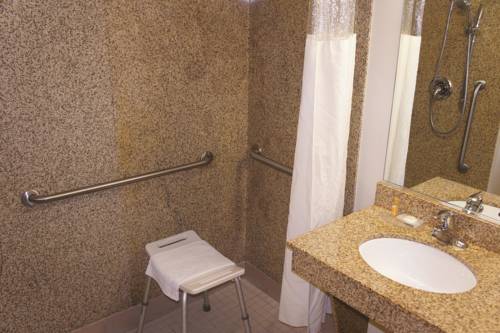 Imagen de la habitación del Hotel La Quinta Inn & Suites by Wyndham Visalia/Sequoia Gateway. Foto 3
