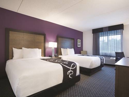 Imagen de la habitación del Hotel La Quinta Inn & Suites by Wyndham Warwick Providence Airport. Foto 8
