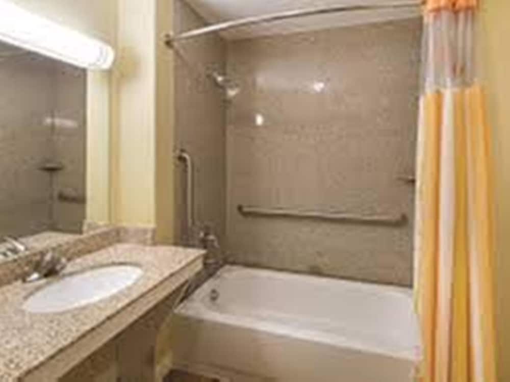 Imagen de la habitación del Hotel La Quinta Inn & Suites by Wyndham Waxahachie. Foto 7