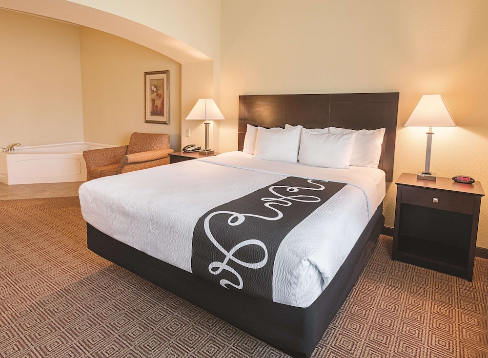 Imagen de la habitación del Hotel La Quinta Inn & Suites by Wyndham Waxahachie. Foto 11