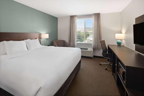Imagen de la habitación del Hotel La Quinta Inn & Suites by Wyndham Wenatchee. Foto 9
