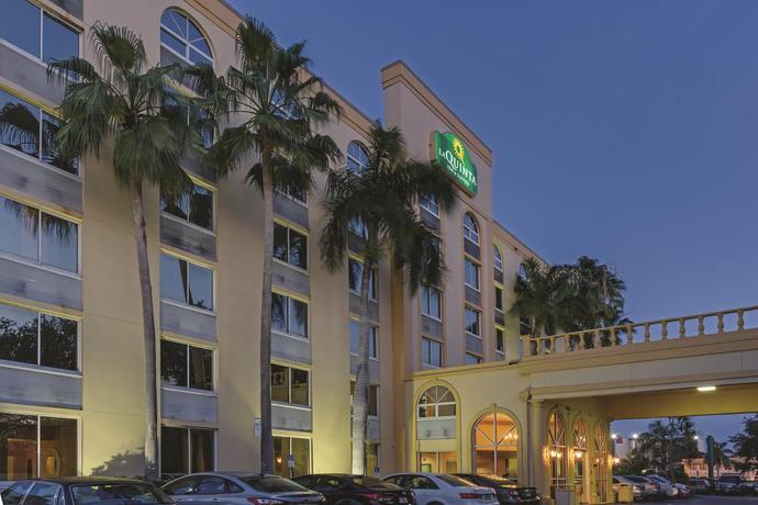 Imagen general del Hotel La Quinta Inn & Suites by Wyndham West Palm Beach Airport. Foto 1