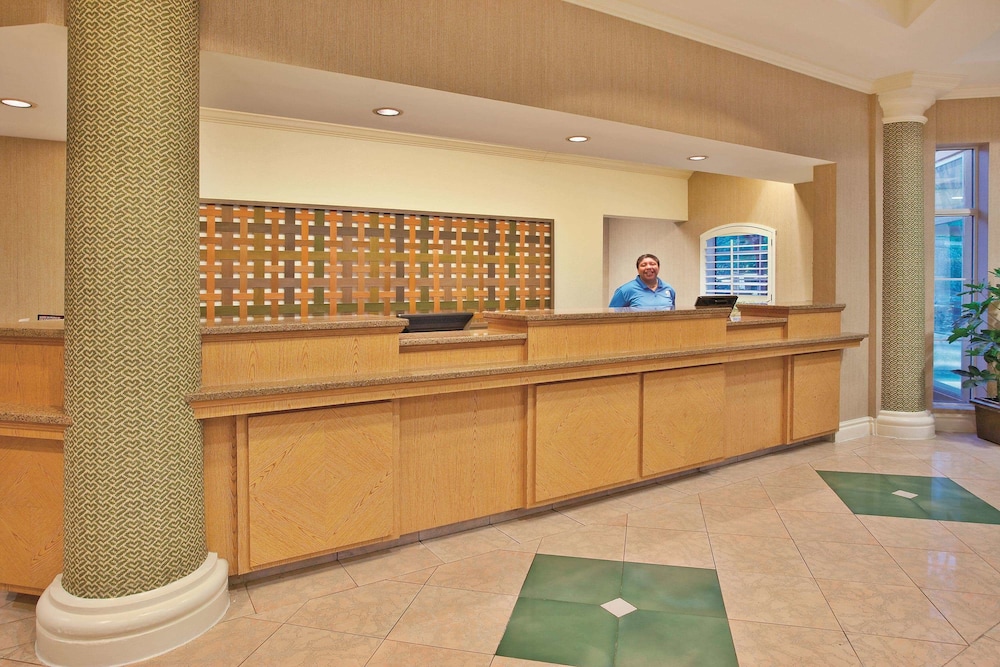 Imagen de los interiores del Hotel La Quinta Inn & Suites by Wyndham Winston-Salem. Foto 17