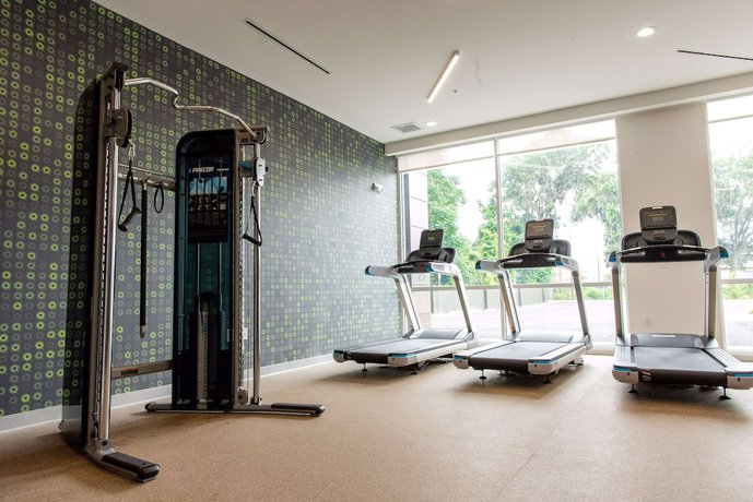 Imagen de los interiores del Hotel La Quinta Inn and Suite by Wyndham Lake City. Foto 13