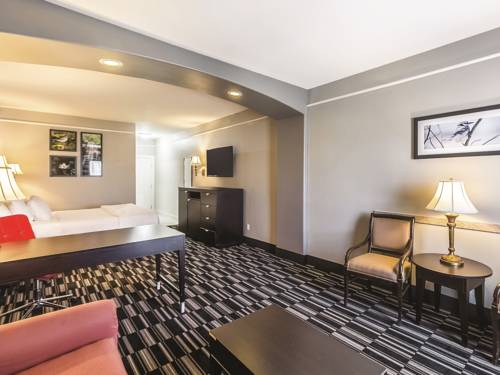 Imagen de la habitación del Hotel La Quinta Inn and Suites By Wyndham Alamo - Mcallen East. Foto 16