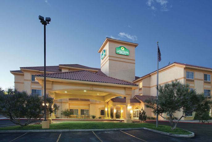 Imagen general del Hotel La Quinta Inn and Suites By Wyndham Albuquerque Midtown. Foto 1