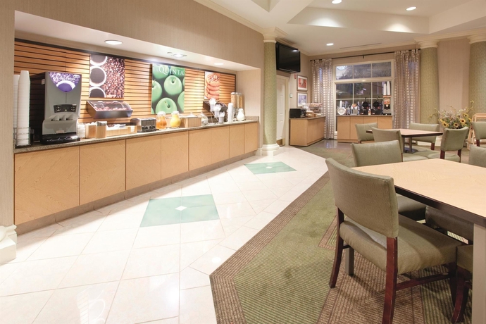 Imagen general del Hotel La Quinta Inn and Suites By Wyndham Albuquerque West. Foto 2