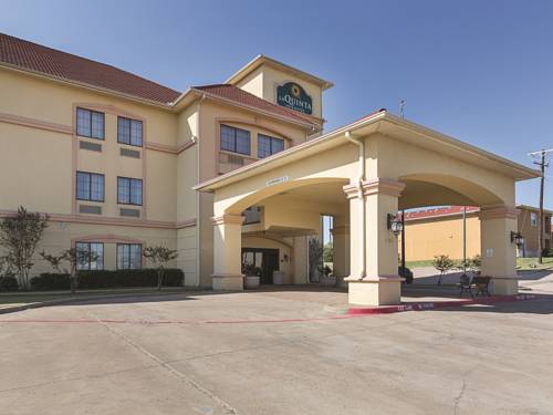 Imagen general del Hotel La Quinta Inn and Suites By Wyndham Alvarado. Foto 1