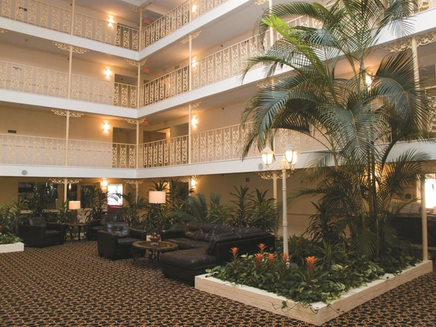 Imagen de los interiores del Hotel La Quinta Inn and Suites By Wyndham Atlanta Airport South. Foto 14