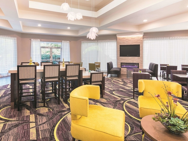 Imagen de los interiores del Hotel La Quinta Inn and Suites By Wyndham Atlanta Conyers. Foto 17