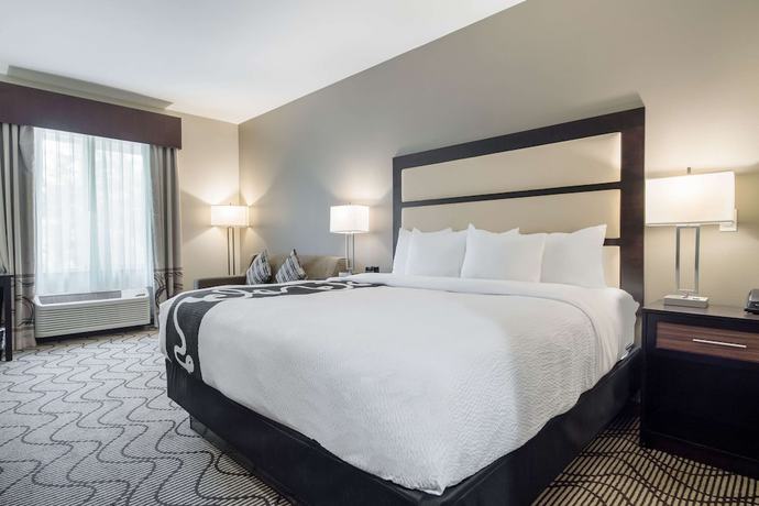 Imagen de la habitación del Hotel La Quinta Inn and Suites By Wyndham Auburn. Foto 6
