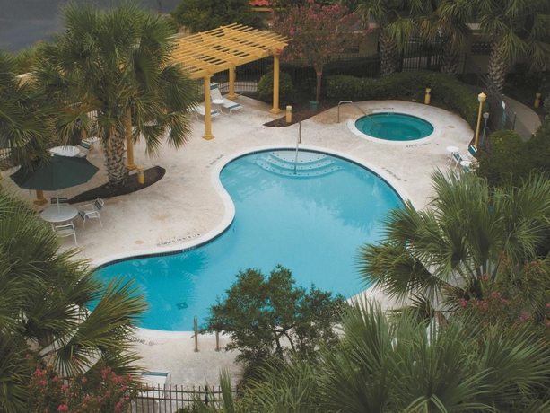 Imagen de los exteriores del Hotel La Quinta Inn and Suites By Wyndham Austin Airport. Foto 8