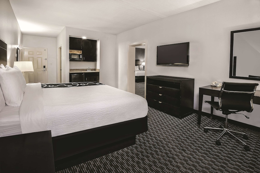 Imagen de la habitación del Hotel La Quinta Inn and Suites By Wyndham Austin - Cedar Park. Foto 7