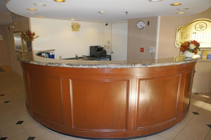 Imagen de los interiores del Hotel La Quinta Inn and Suites By Wyndham Baltimore Bwi Airport. Foto 9