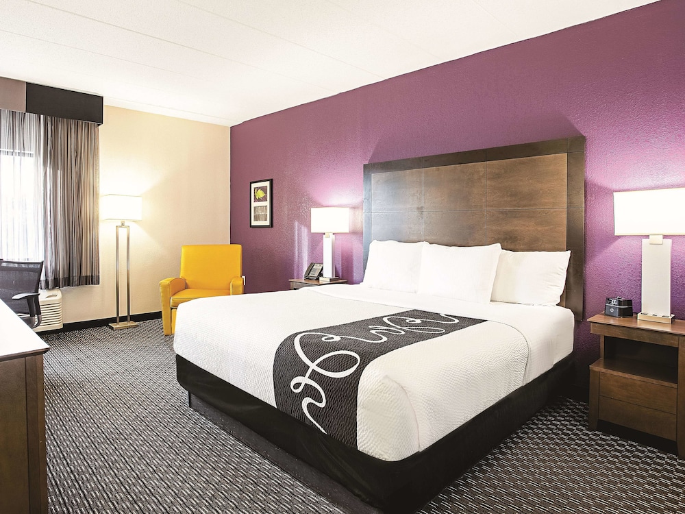 Imagen de la habitación del Hotel La Quinta Inn and Suites By Wyndham Baltimore N / White Marsh. Foto 6