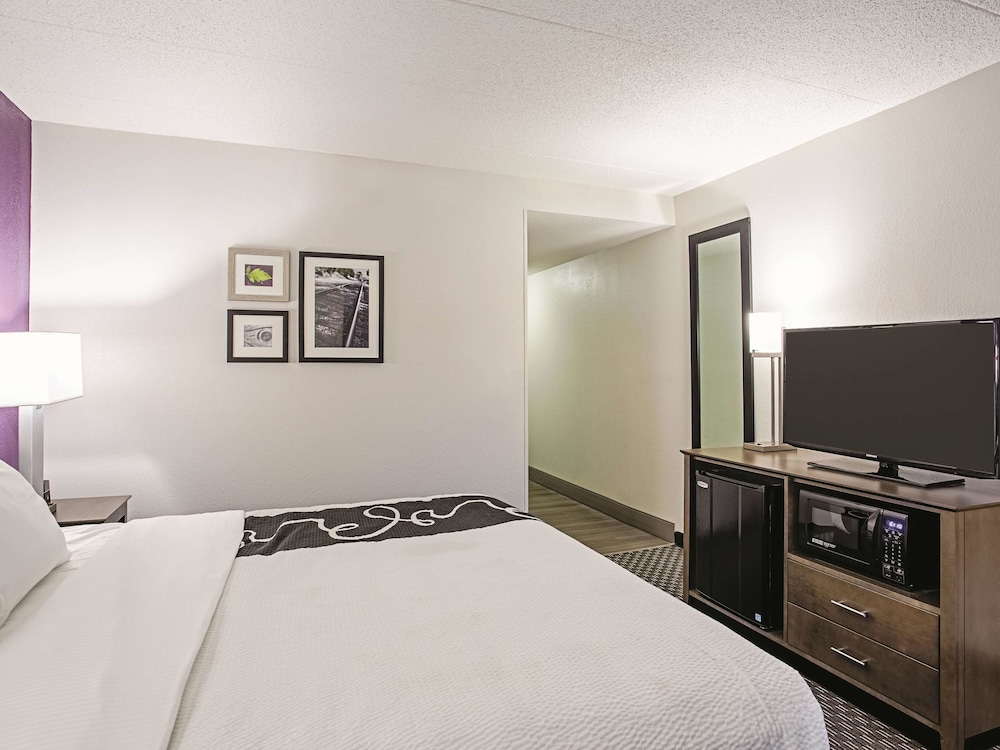 Imagen de la habitación del Hotel La Quinta Inn and Suites By Wyndham Baltimore N / White Marsh. Foto 12