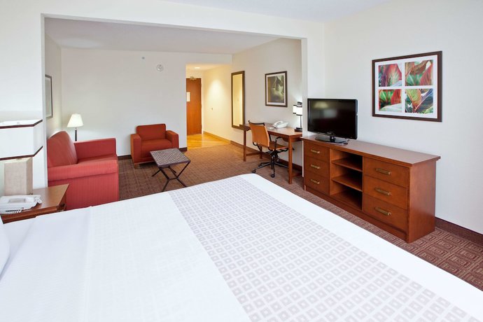 Imagen de la habitación del Hotel La Quinta Inn and Suites By Wyndham Bannockburn-deerfield. Foto 3