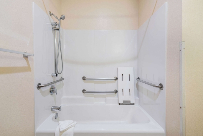 Imagen de la habitación del Hotel La Quinta Inn and Suites By Wyndham Belgrade - Bozeman Airport. Foto 10