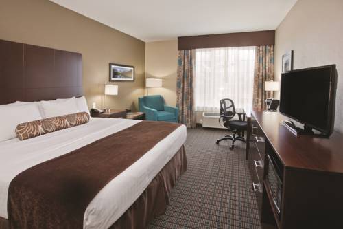 Imagen de la habitación del Hotel La Quinta Inn and Suites By Wyndham Bellingham. Foto 5