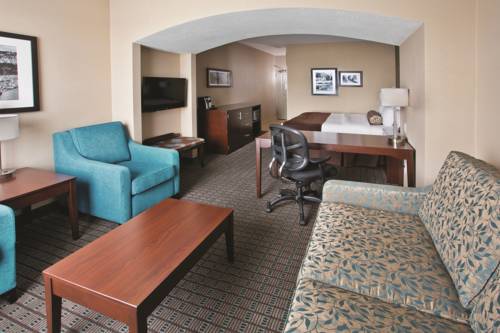 Imagen de la habitación del Hotel La Quinta Inn and Suites By Wyndham Bellingham. Foto 7