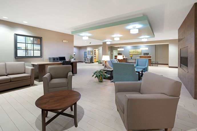 Imagen de los interiores del Hotel La Quinta Inn and Suites By Wyndham Bellingham. Foto 9
