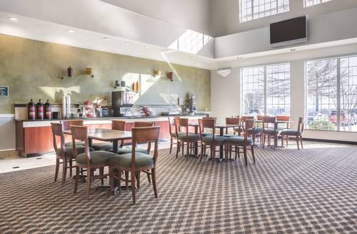 Imagen de la habitación del Hotel La Quinta Inn and Suites By Wyndham Belton - Temple South. Foto 2